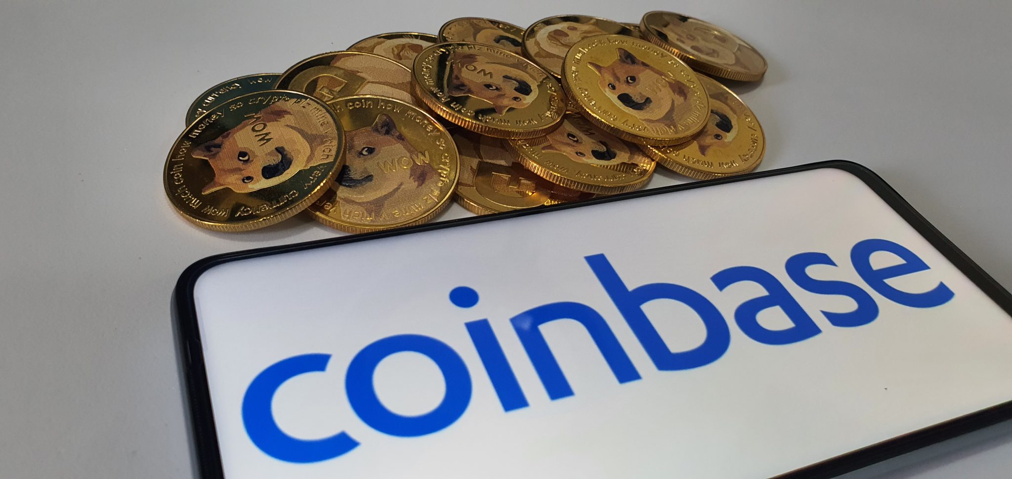 Coinbase Wallet, Crypto, tokens