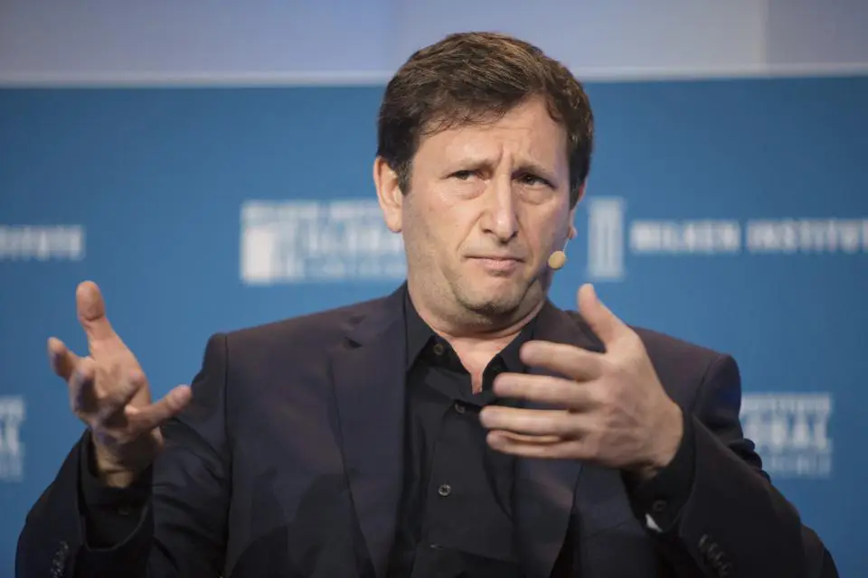 Mashinsky en guerre contre les « requins de Wall Street »