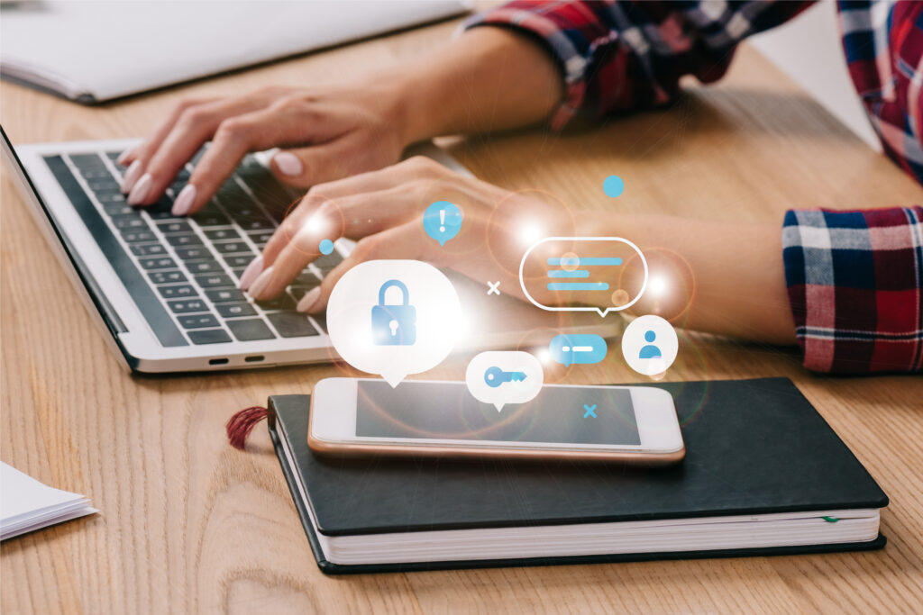 Dfns, la startup de cybersécurité française qui fournit une API pour la sécurisation d’actifs numériques, annonce avoir embauché le directeur de la sécurité des systèmes d’information de BitGo, le Dr. Samer Fayssal (ex-Rakuten, Solarwinds, Euclidia, LogicNow et GFI Software). Il contribuera à renforcer la sécurité, la mise en conformité et la conduite de programmes de recherche autour des nouvelles menaces qui émergent et ciblent les acteurs de la finance décentralisée et de la crypto en général.